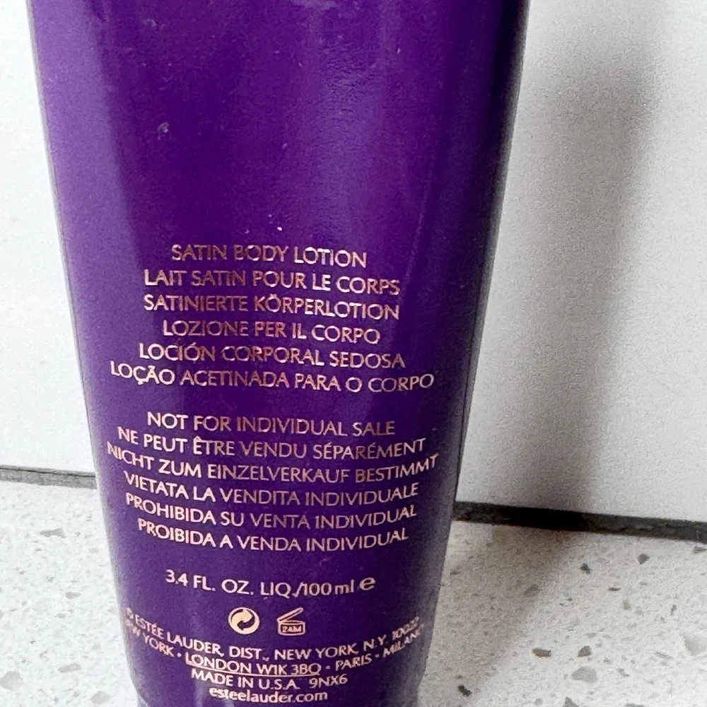 Estee Lauder Sensuous Satin Body Lotion 3.4oz 100ml Purple Squeeze Tube New